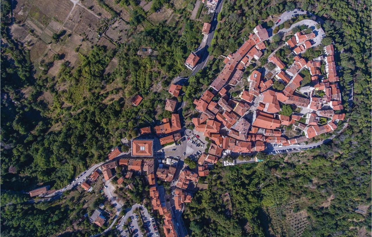 Gorgeous Apartment In Labin With Wifi エクステリア 写真
